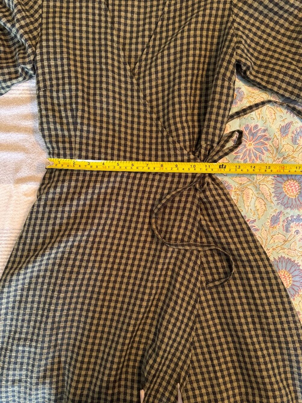 Minimum Elmina Gingham Midi Dress - Picture 9 of 11